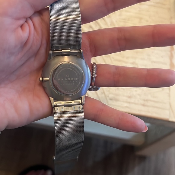 Watch - Picture 2 of 2